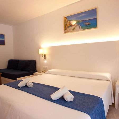 Apartamentos Cala Murada Minigolf Extérieur photo