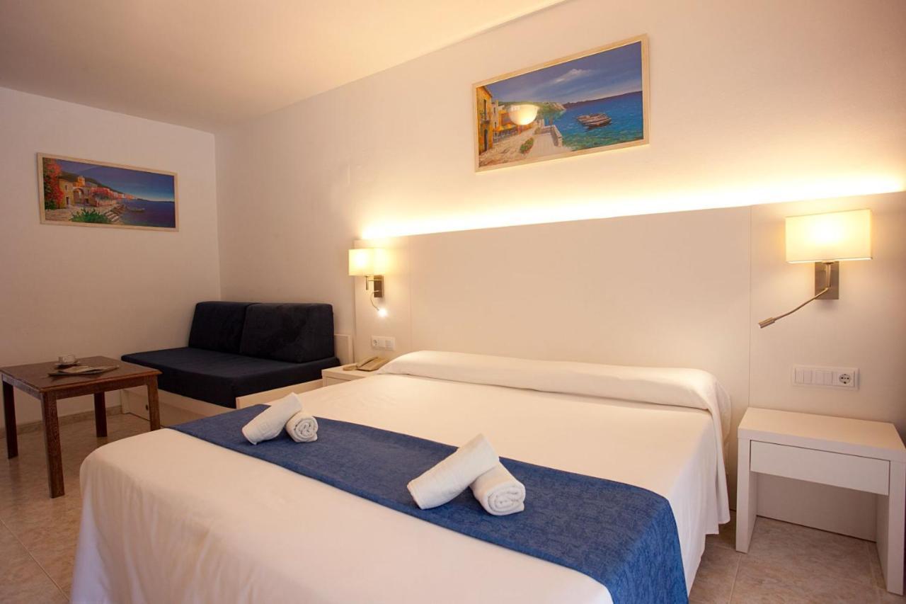Apartamentos Cala Murada Minigolf Extérieur photo