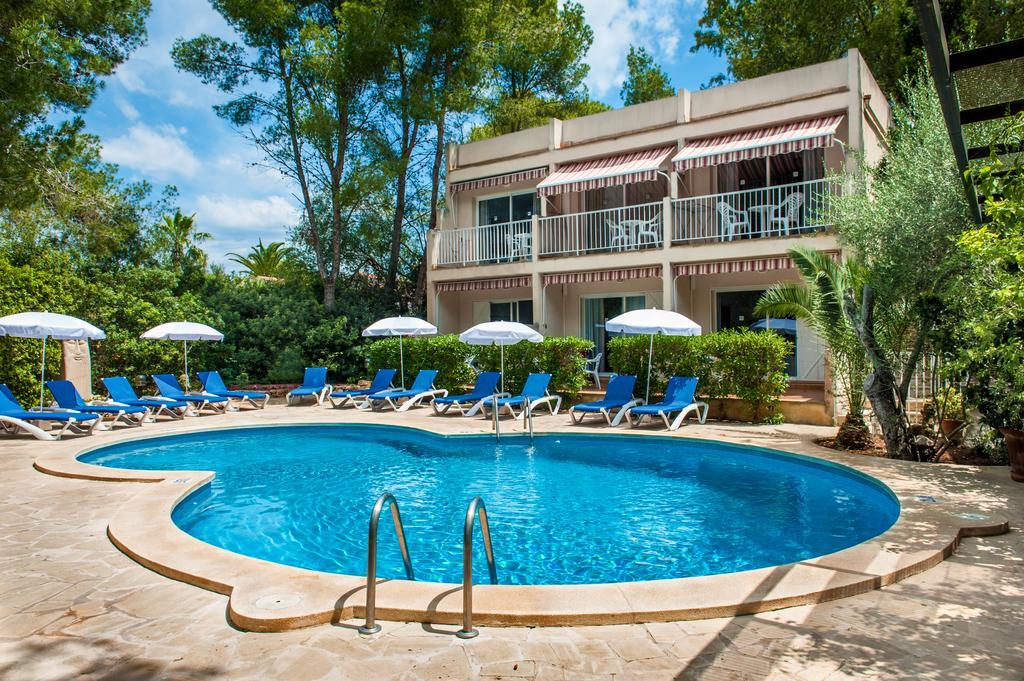 Apartamentos Cala Murada Minigolf Extérieur photo