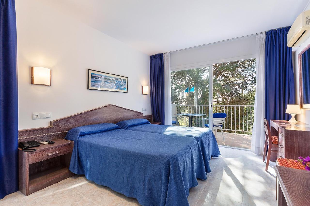 Apartamentos Cala Murada Minigolf Extérieur photo